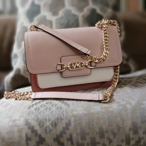 Micheal kors nwt small special bag